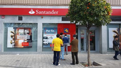 Find Santander Branches Near Me. Are you looking for a convenient Santander branch near you? Whether you need to open an account, make a withdrawal, or deposit funds, the process can be made much easier with the help of a bank locator.Santander Bank has branches located throughout the UK and can provide you with the banking services that …